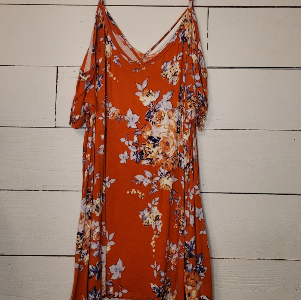 Torrid, size 2, orange